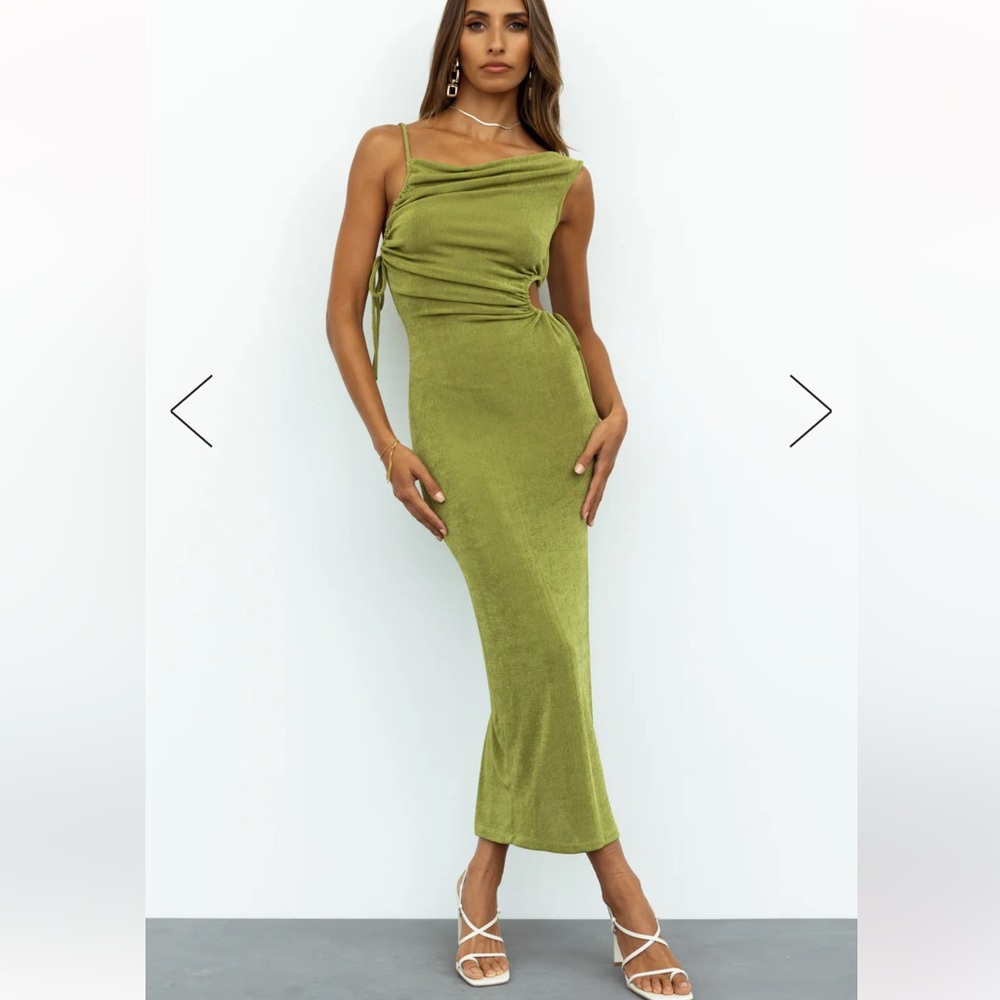 Hello Molly TURN THE LIGHTS OFF MAXI DRESS GREEN